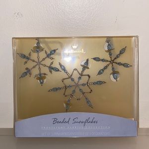 Hallmark Beaded Snowflake Ornament Set